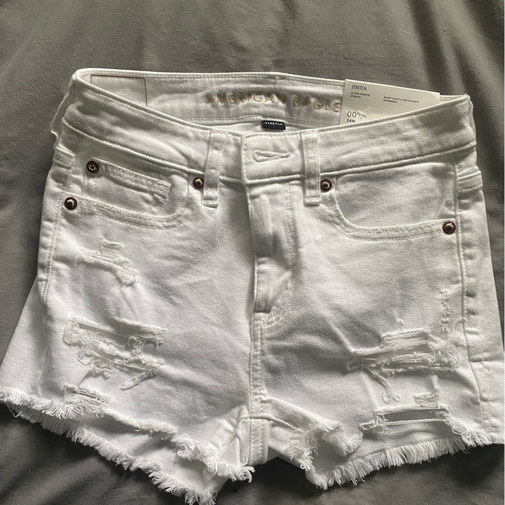 American Eagle White Denim Shorts NWT Size 00